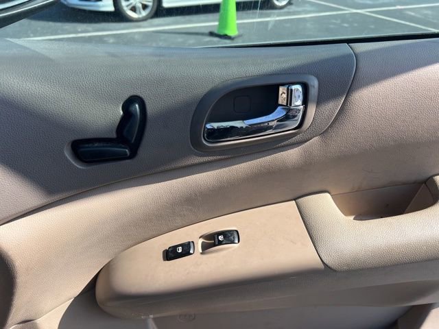 Used 2012 Kia Sedona EX w/ Luxury Pkg image 33