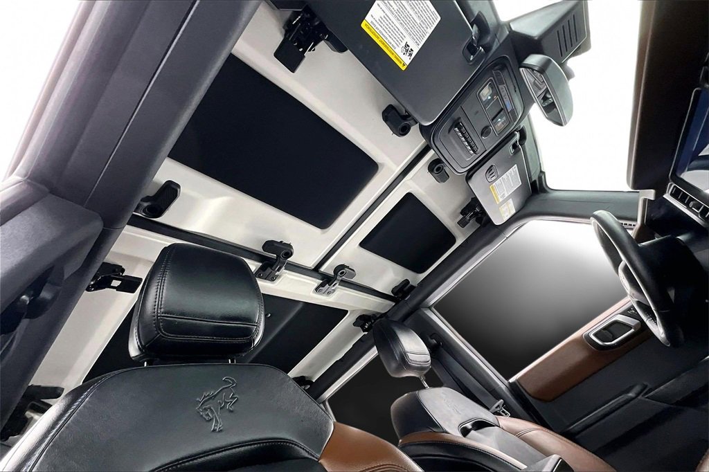Used 2024 Ford Bronco Outer Banks w/ Sasquatch Package image 22