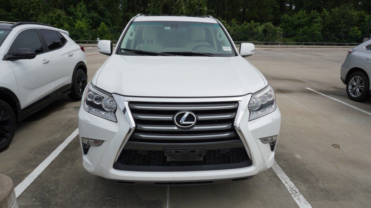Used 2017 Lexus GX 460 Premium AWD/4WD image 2