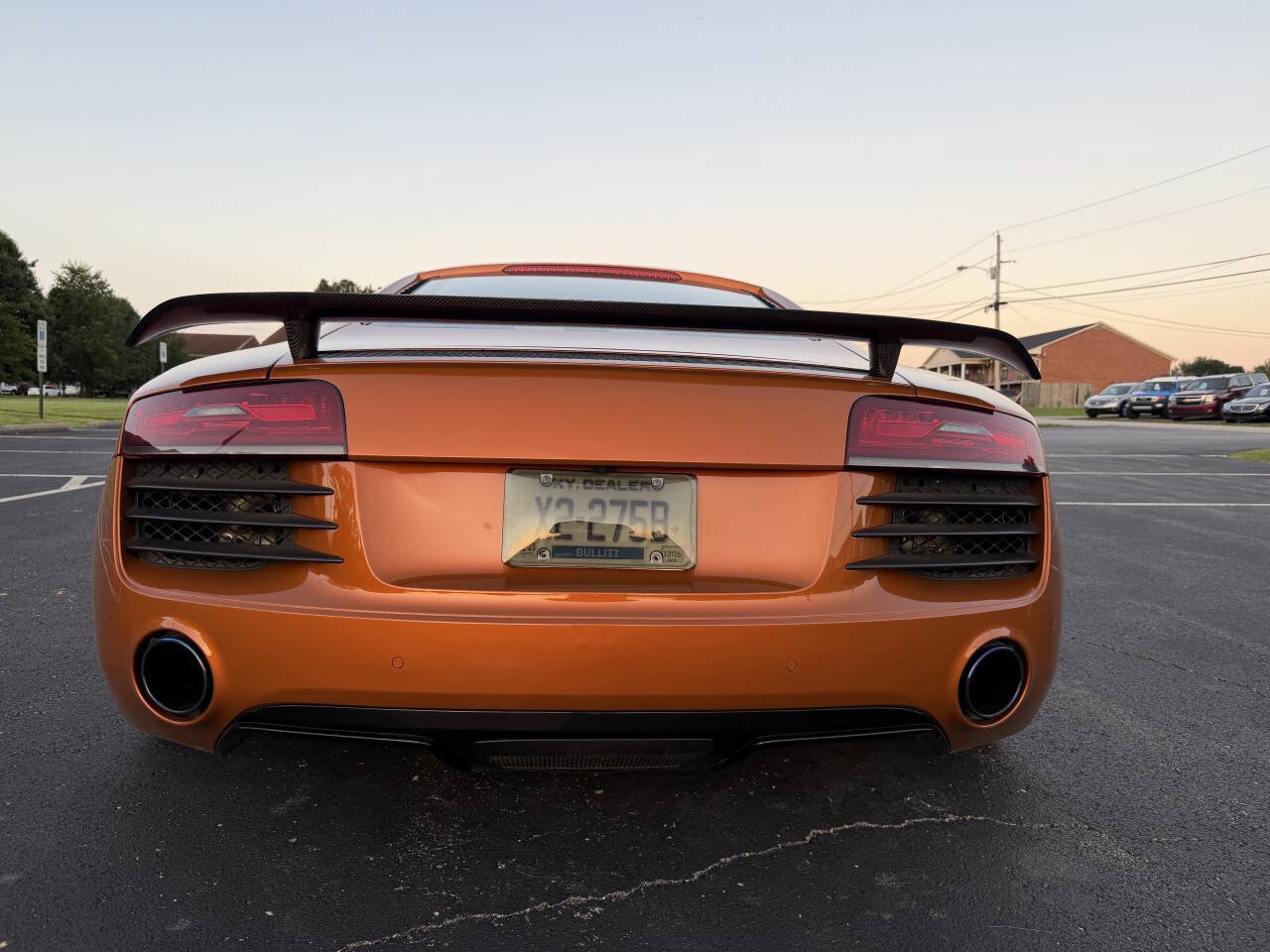 Used 2014 Audi R8 V8 w/ Ceramic Brake Package AWD/4WD image 6