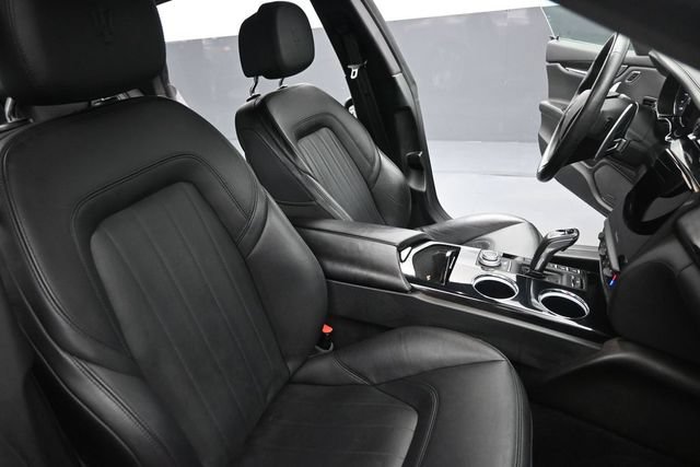 Used 2022 Maserati Quattroporte Modena Q4 AWD/4WD image 19
