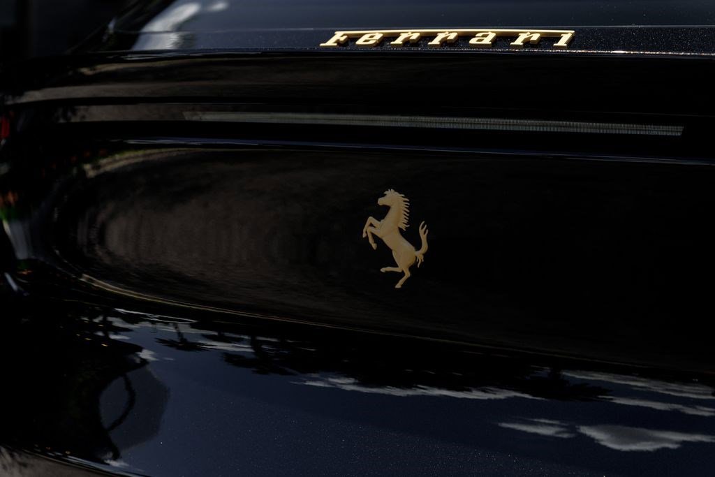 Used 2024 Ferrari Purosangue AWD/4WD image 43