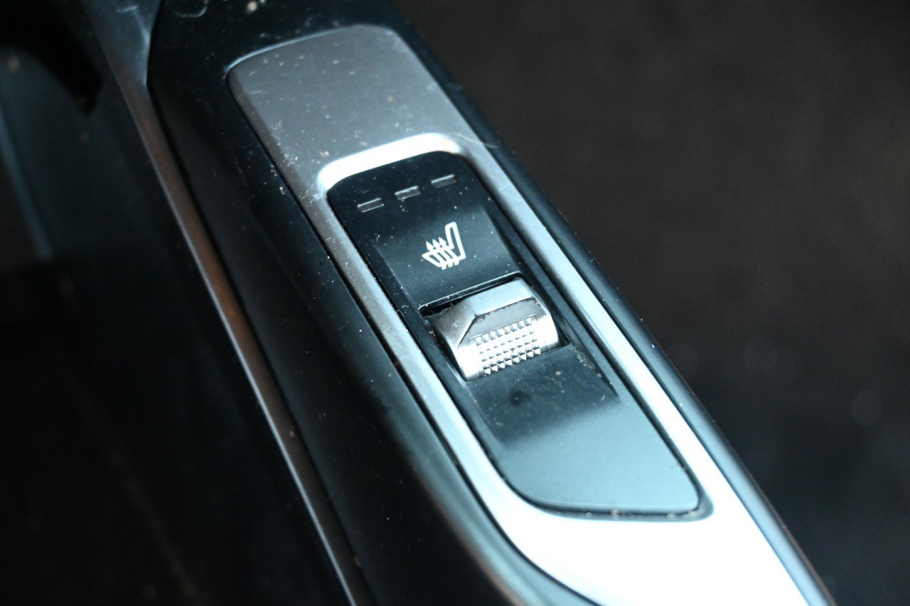 Used 2022 Kia Sorento S FWD image 15