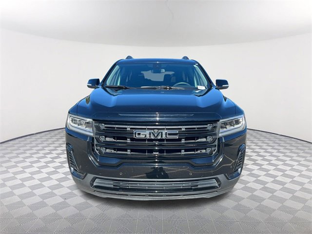 Used 2023 GMC Acadia SLE w/ Driver Convenience Package image 2