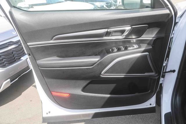 Certified 2024 Kia Telluride S w/ S Sunroof Package image 22