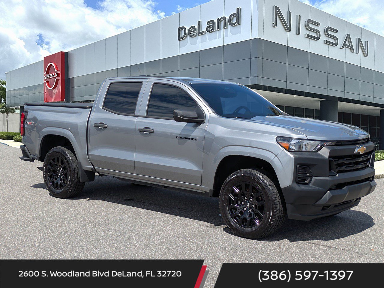 Used 2025 Chevrolet Colorado W/T w/ WT Custom Package AWD/4WD image 1