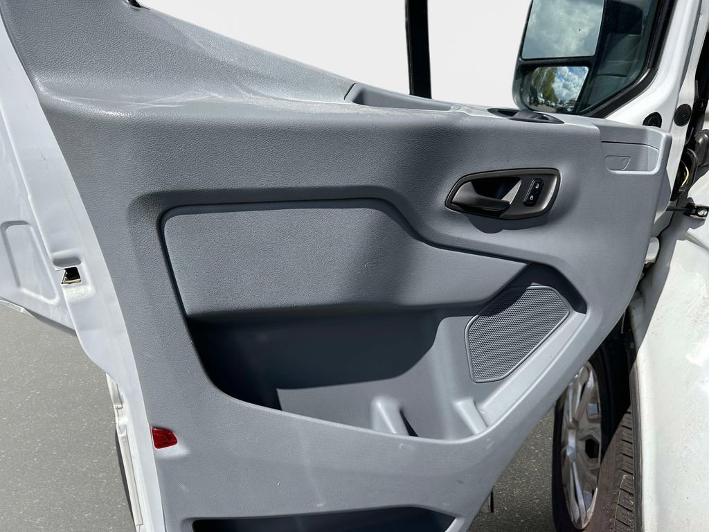 Used 2015 Ford Transit 250 130 Low Roof w/ Exterior Upgrade Package image 17