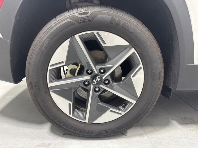 Certified 2025 Hyundai Tucson SEL image 6