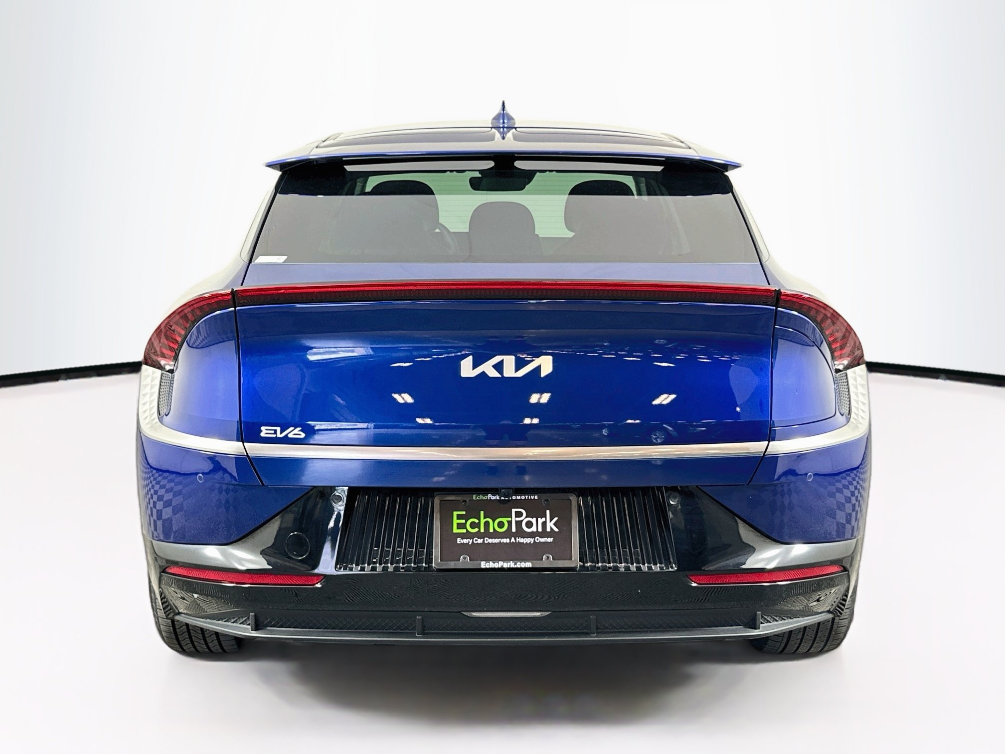 Used 2024 Kia EV6 Wind w/ Wind Technology Package AWD/4WD image 7