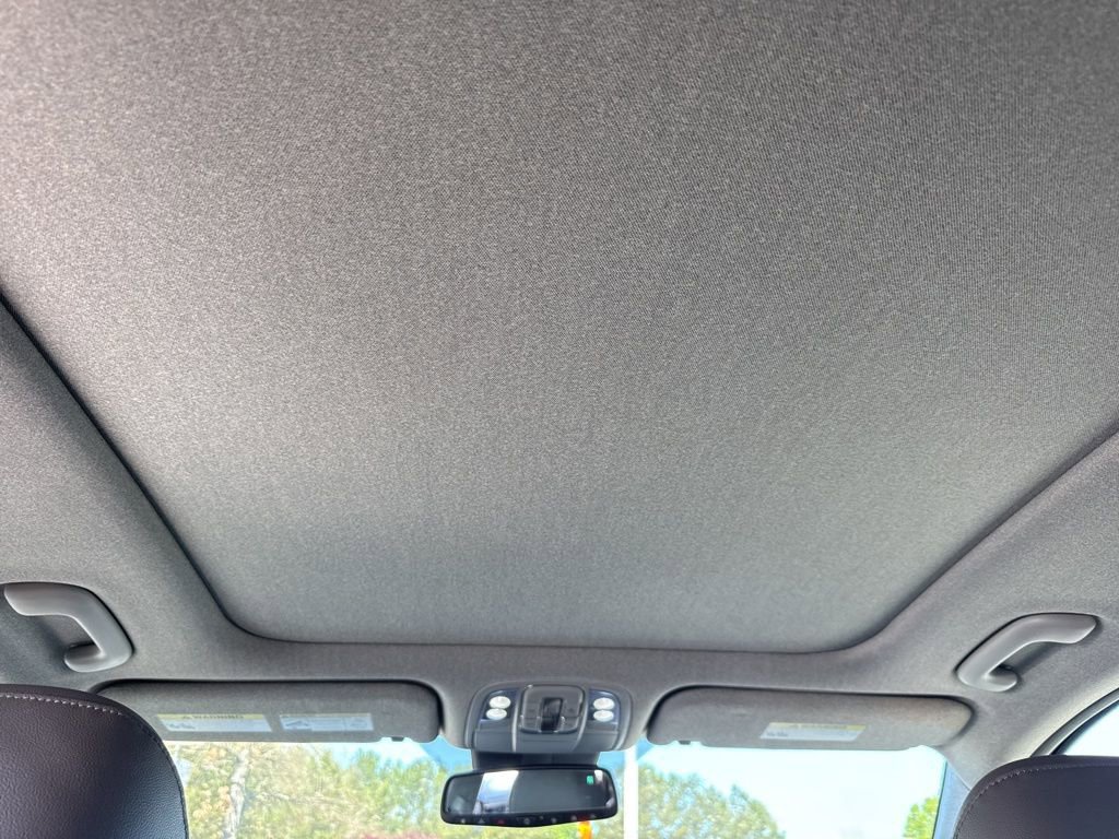 Used 2020 Hyundai Santa Fe Limited image 17