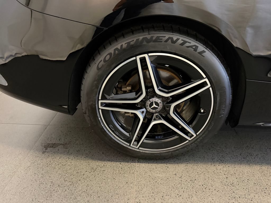 Used 2023 Mercedes-Benz C 300 4MATIC Coupe image 8