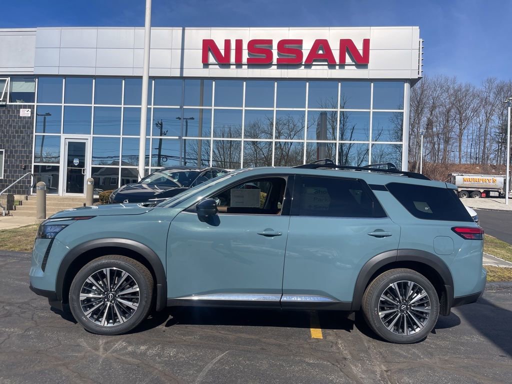 New 2026 Nissan Pathfinder Platinum w/ Cargo Package image 2