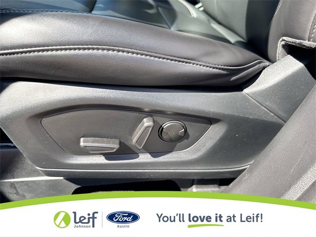 Used 2023 Ford Explorer XLT w/ Equipment Group 202A image 18