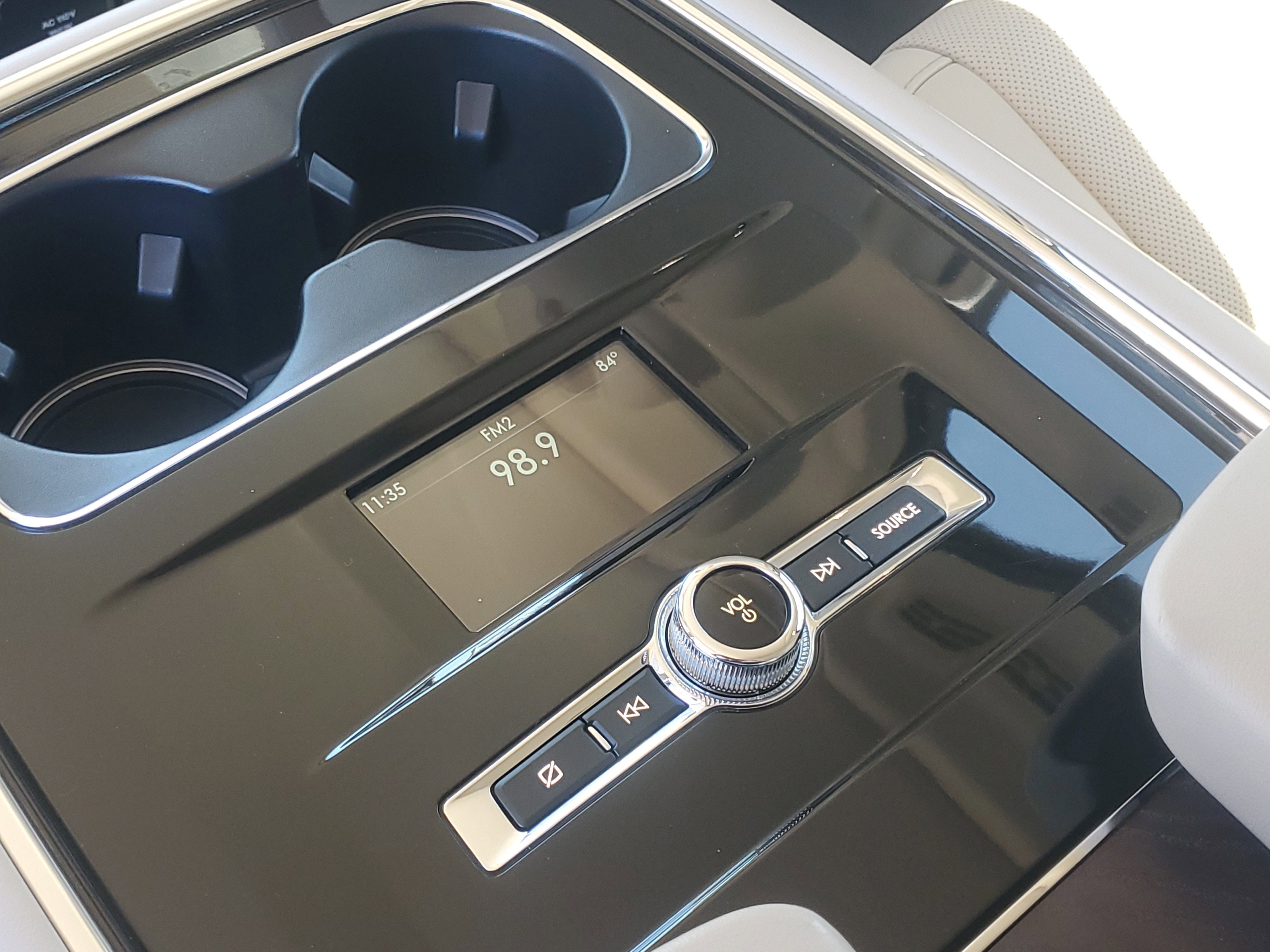 Used 2021 Lincoln Navigator Reserve w/ Luxury Package AWD/4WD image 16