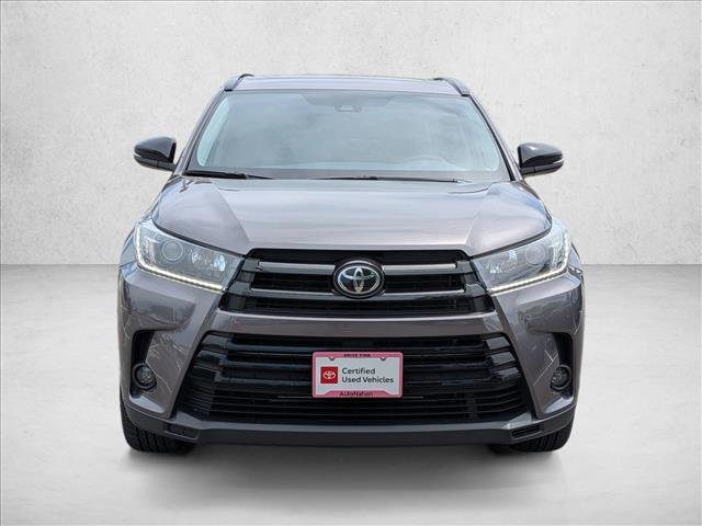Used 2019 Toyota Highlander SE w/ Nightshade Edition AWD/4WD video 2