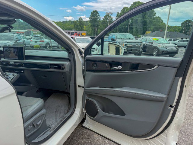 Used 2021 Lincoln Nautilus Reserve FWD image 22