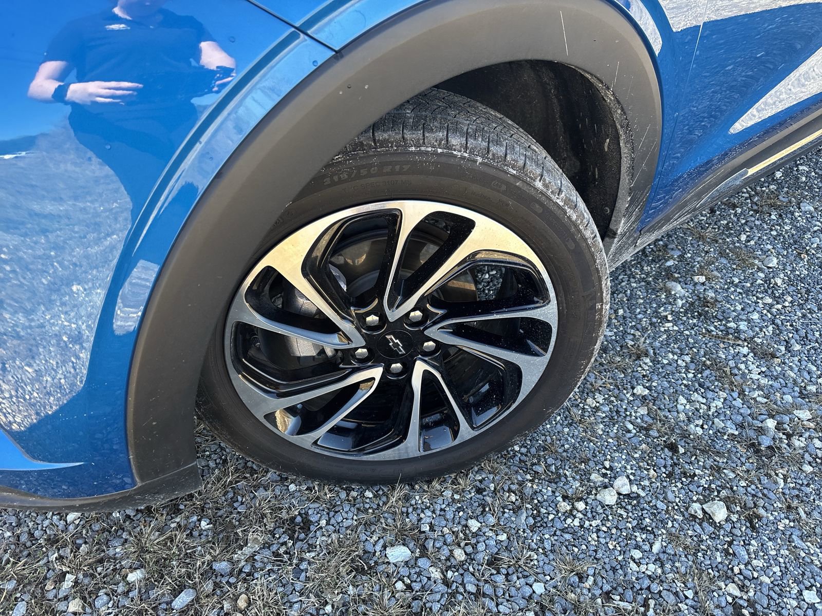 Used 2022 Chevrolet Bolt EUV Premier w/ Sun & Sound Package FWD image 10