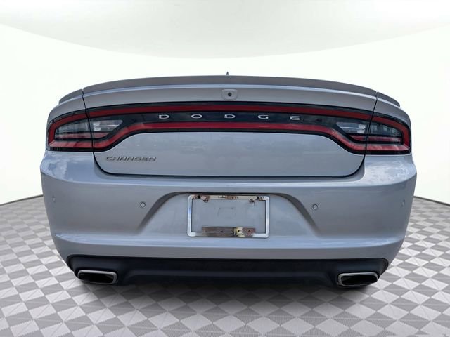 Used 2019 Dodge Charger SXT w/ Plus Group image 5