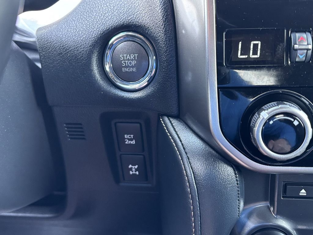 Used 2023 Lexus GX 460 Premium w/ Premium Package AWD/4WD image 33
