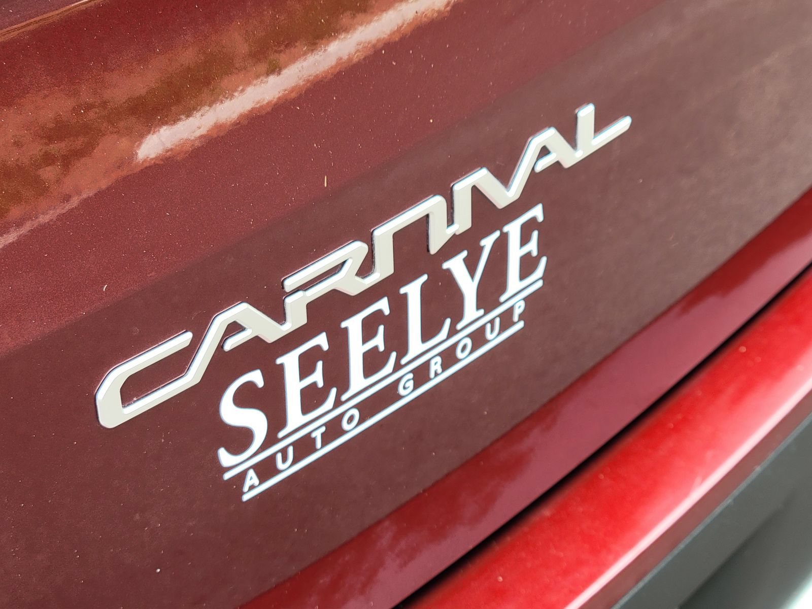 Certified 2023 Kia Carnival LX FWD image 32