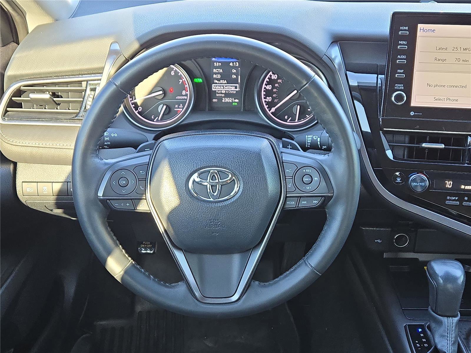 Used 2024 Toyota Camry SE w/ Cold Weather Package image 18