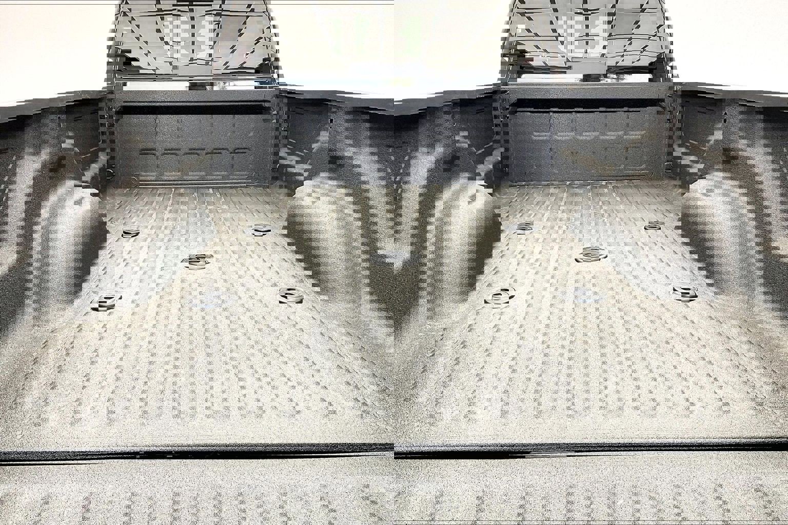 New 2026 RAM 3500 Laramie AWD/4WD image 11