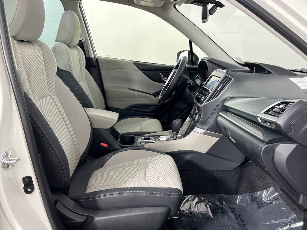 Used 2023 Subaru Forester Premium image 19