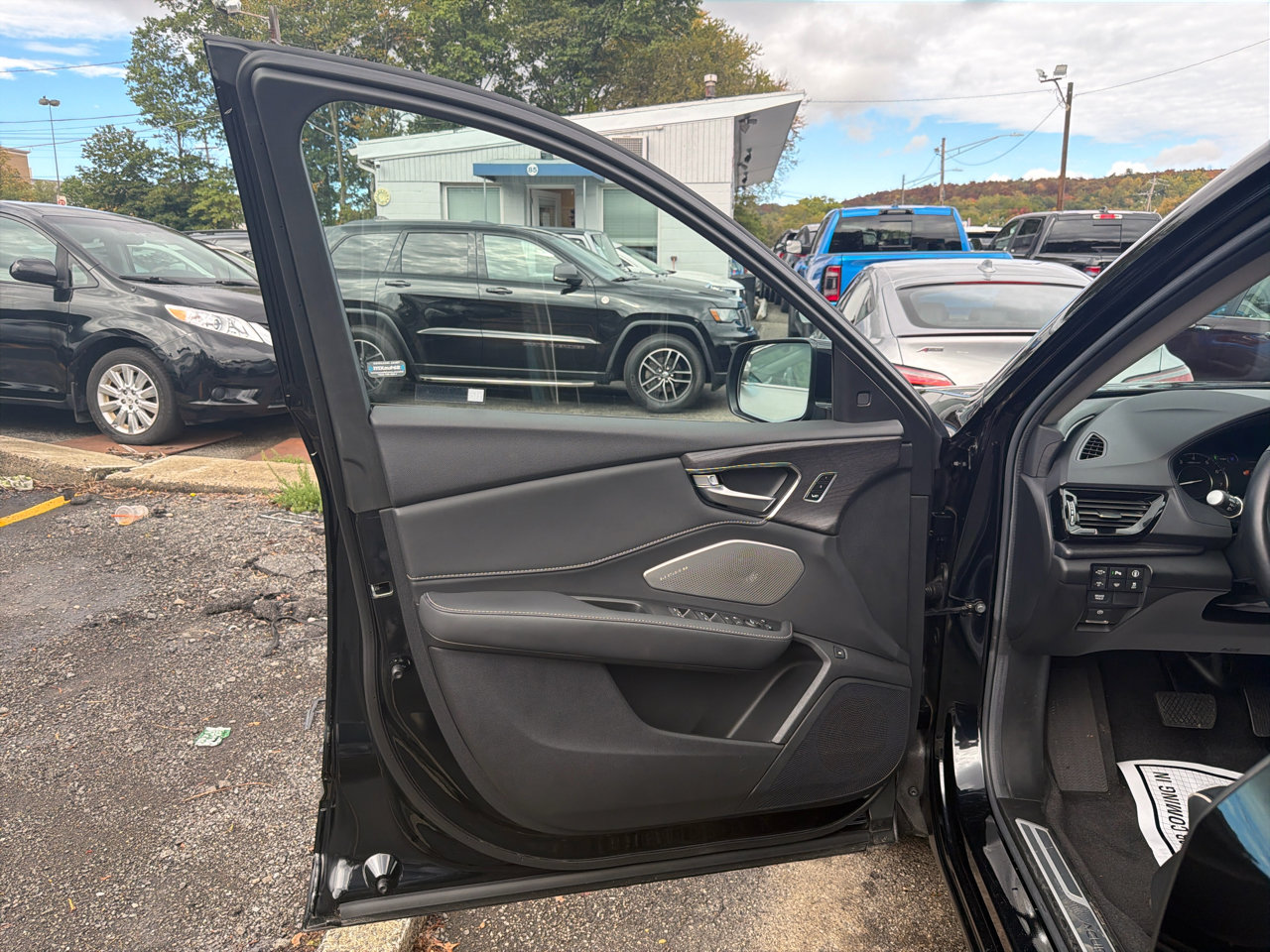 Used 2025 Acura RDX SH-AWD w/ Advance Package image 15