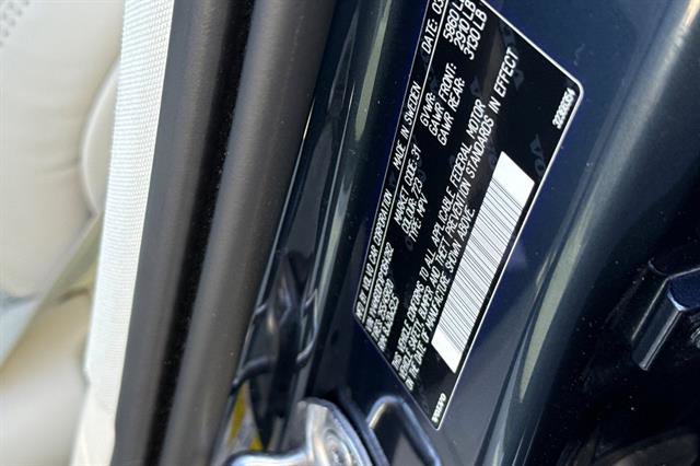 Certified 2023 Volvo XC60 T8 Ultimate image 32