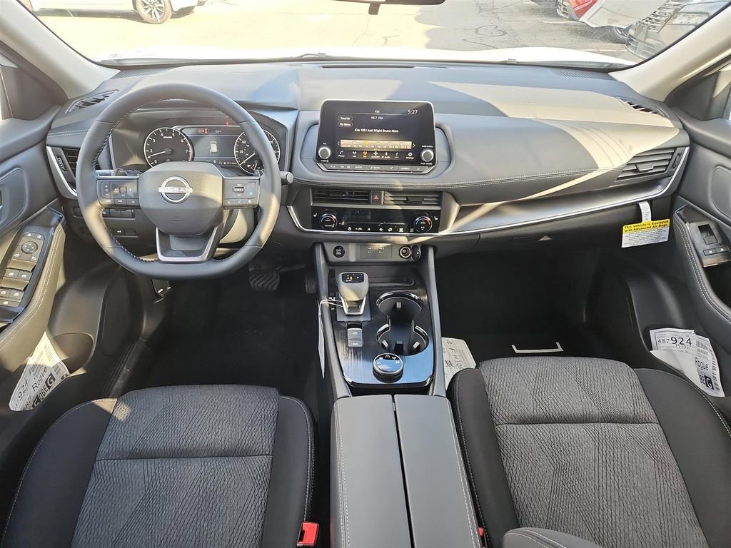 New 2026 Nissan Rogue SV w/ Cold Weather Package AWD/4WD image 19
