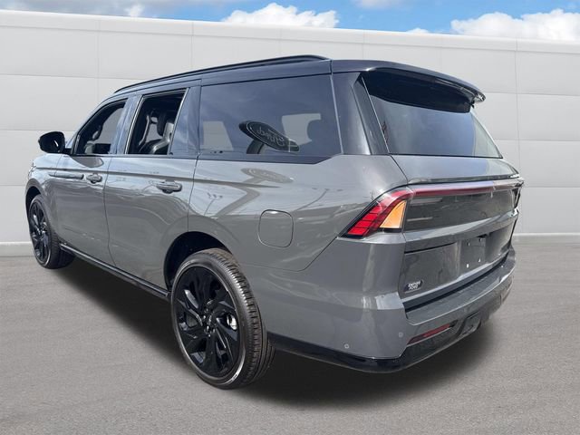Used 2025 Lincoln Navigator Black Label AWD/4WD image 3