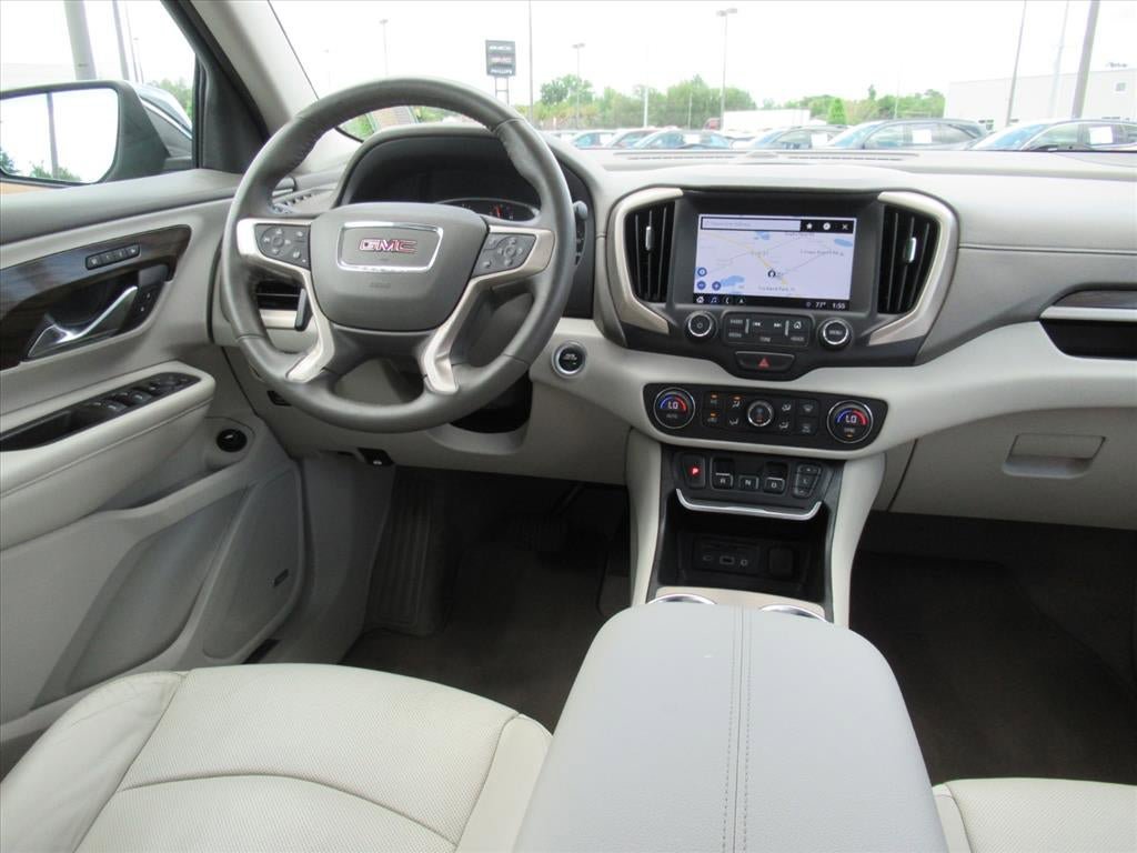 Used 2018 GMC Terrain Denali w/ Advanced Safety Package FWD image 13