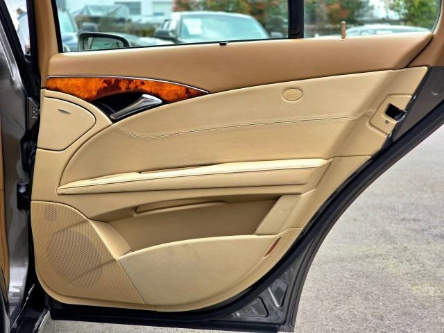 Used 2009 Mercedes-Benz E 350 4MATIC Wagon image 34