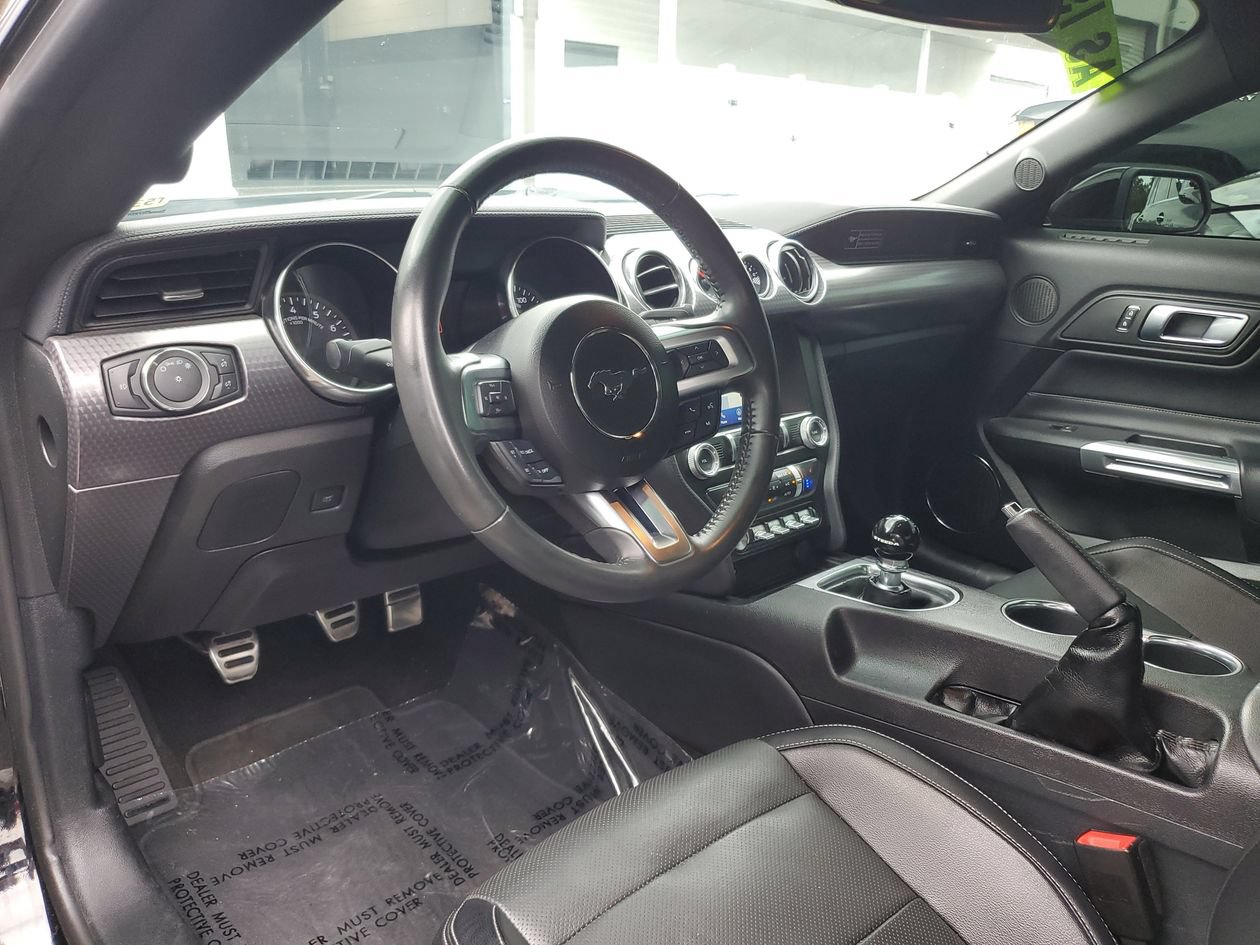 Used 2020 Ford Mustang GT Premium w/ GT Performance Package RWD image 14