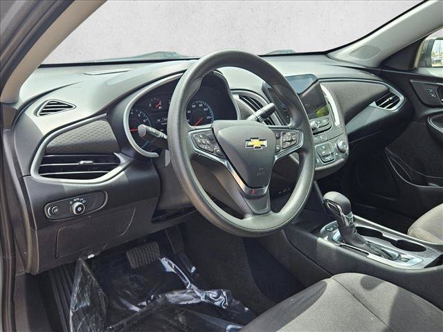 Used 2023 Chevrolet Malibu LS FWD image 9