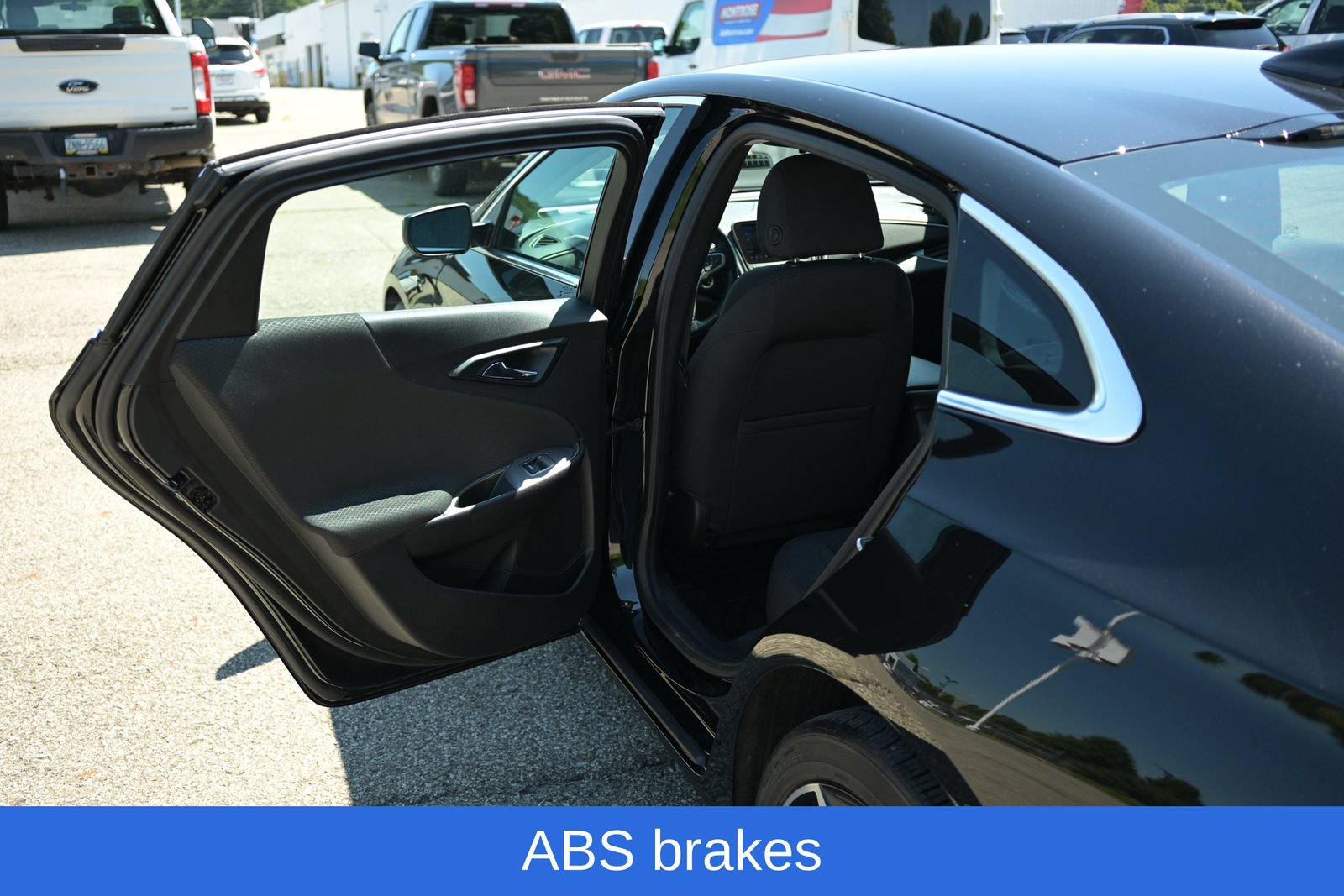 Used 2022 Chevrolet Malibu RS FWD image 28