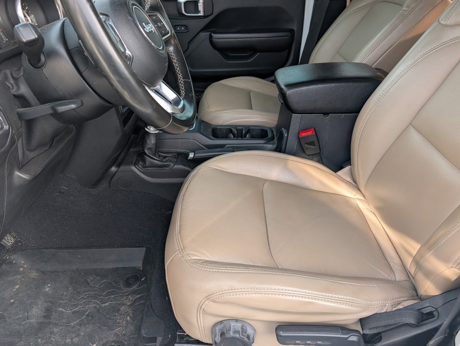 Used 2020 Jeep Gladiator Sport w/ Quick Order Package 24S image 3