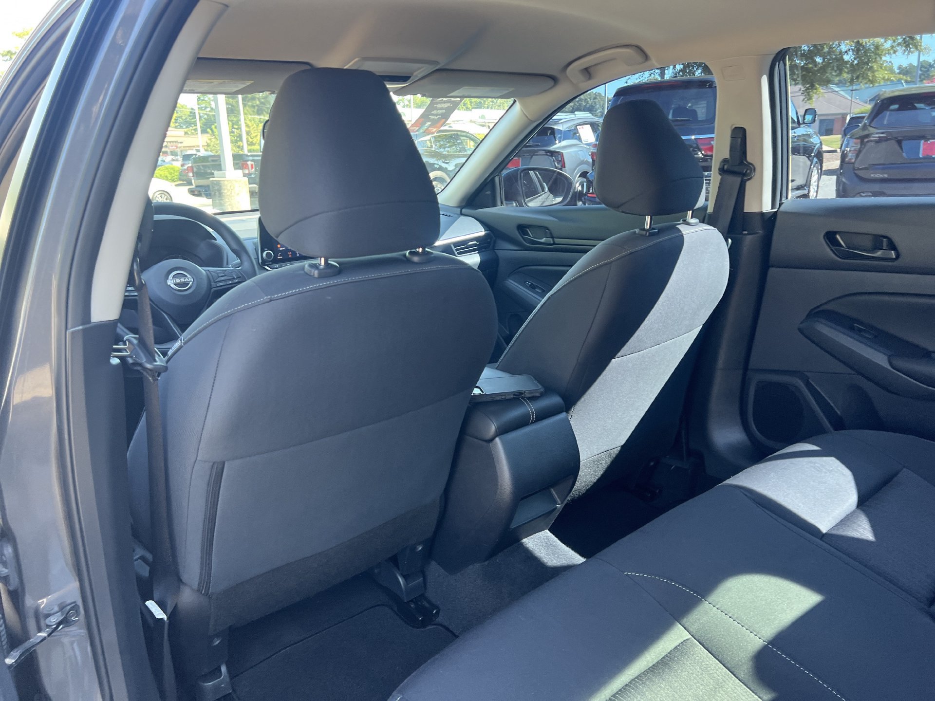 Certified 2025 Nissan Altima 2.5 S FWD image 19