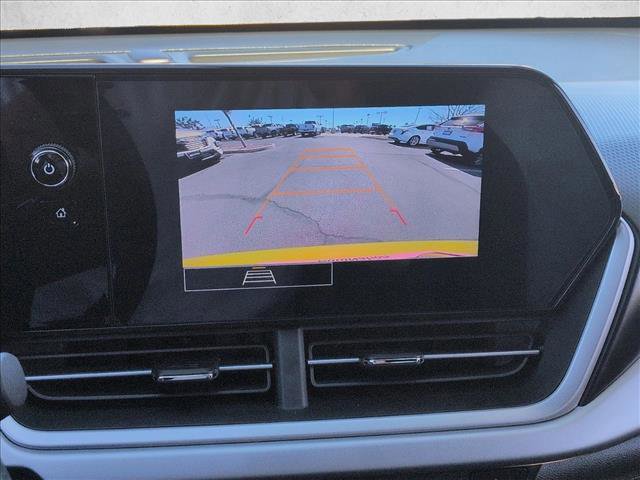 Certified 2024 Chevrolet Trax RS w/ Driver Confidence Package image 17