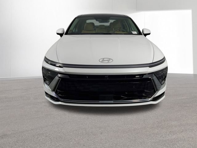 New 2025 Hyundai Sonata Limited image 8