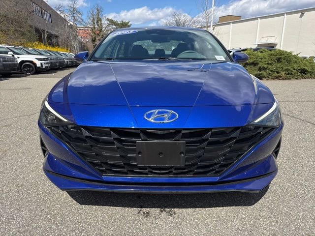 Used 2023 Hyundai Elantra SEL w/ Cargo Package image 2