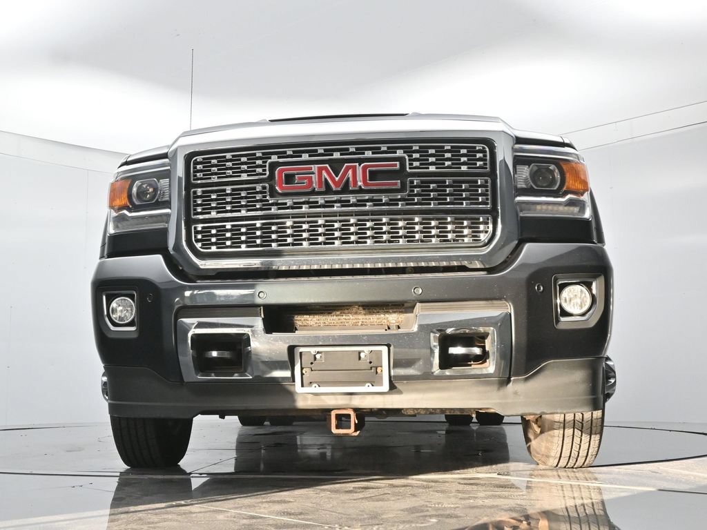 Used 2018 GMC Sierra 3500 Denali w/ Duramax Plus Package AWD/4WD image 38