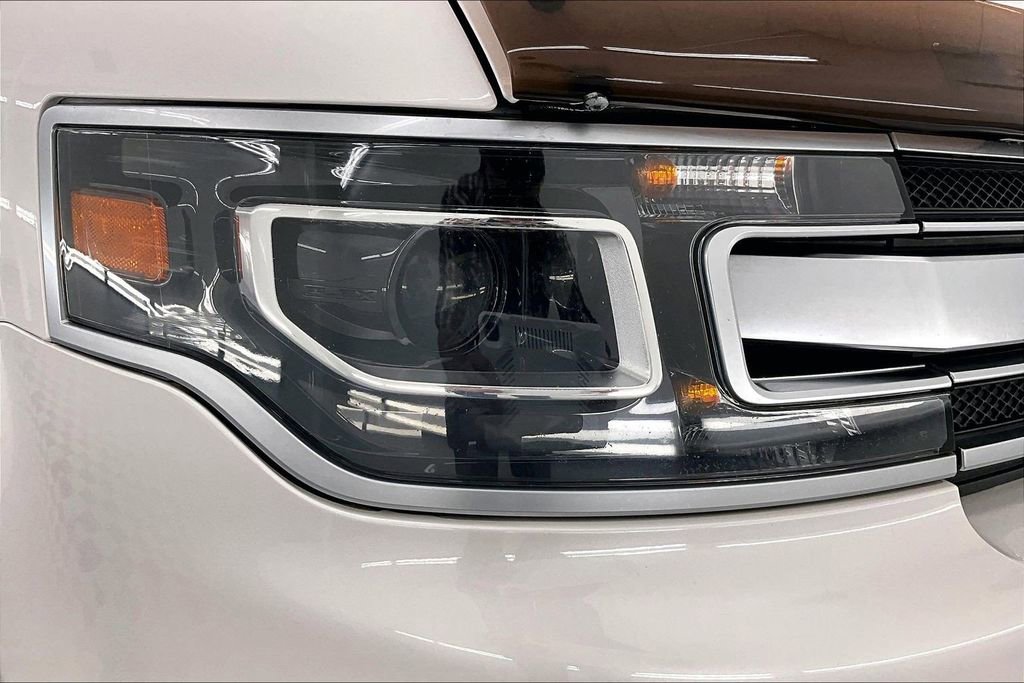 Used 2018 Ford Flex Limited w/ Equipment Group 301A FWD image 30