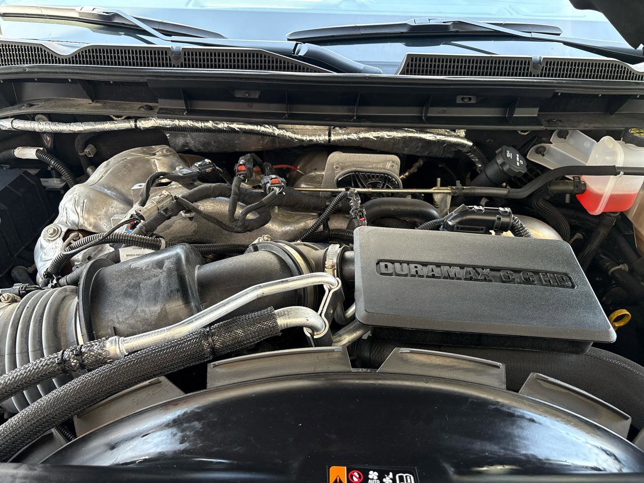 Used 2024 GMC Sierra 3500 Pro w/ Convenience Package image 30