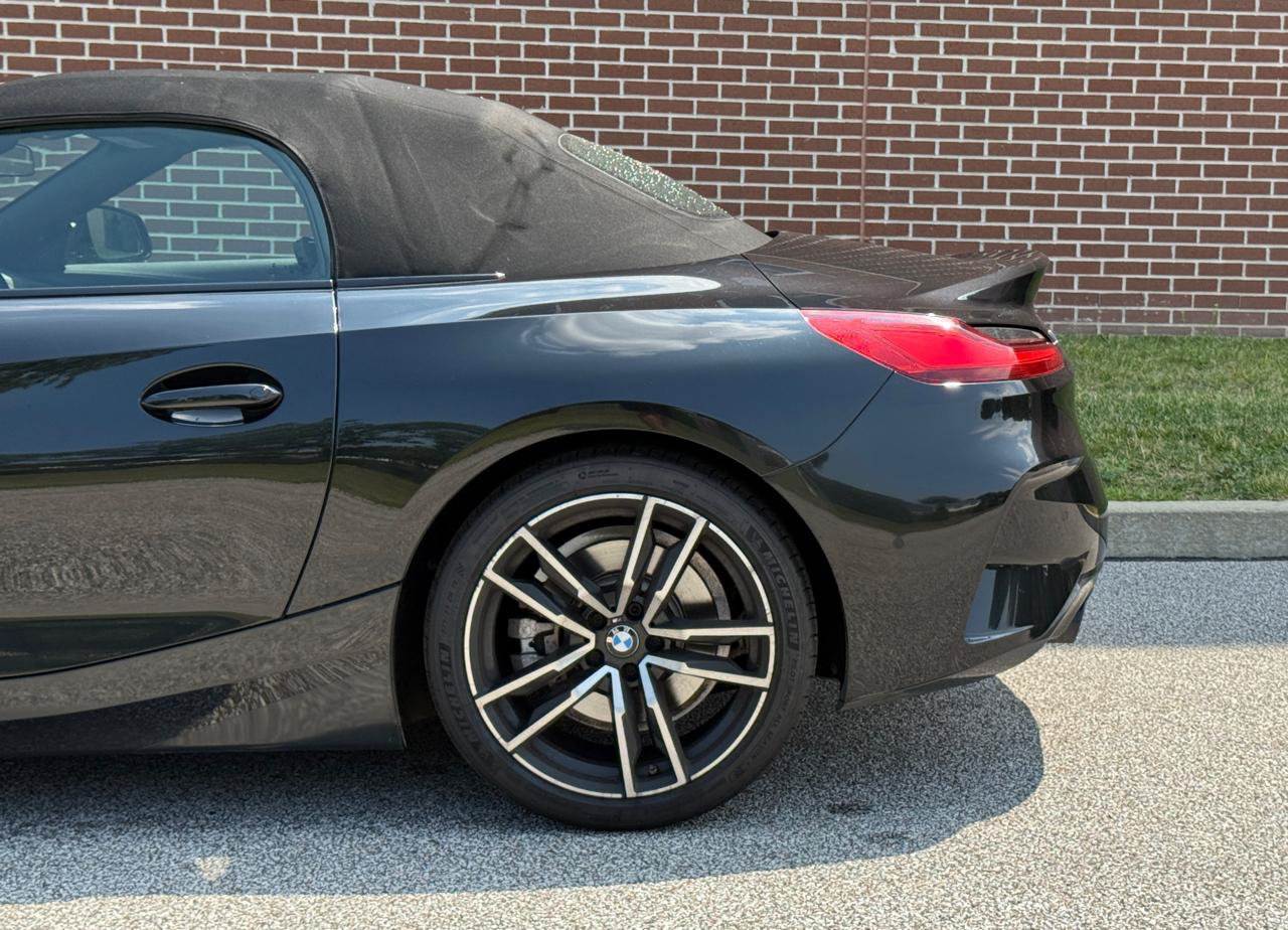 Used 2019 BMW Z4 sDrive30i w/ M Sport Package RWD image 7