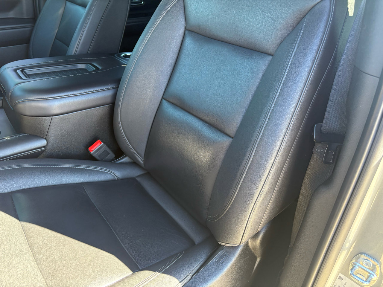 Used 2023 Chevrolet Tahoe LT w/ Luxury Package image 39