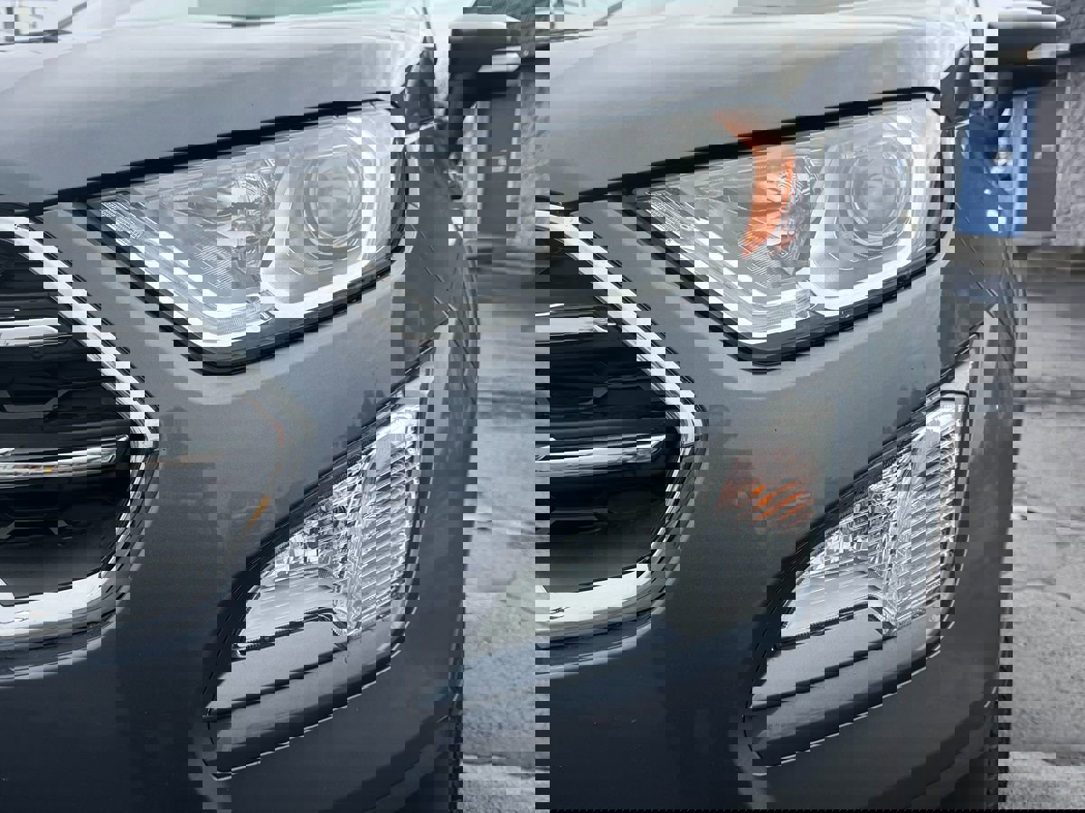 Used 2018 Ford EcoSport Titanium w/ Titanium Cold Weather Package image 9