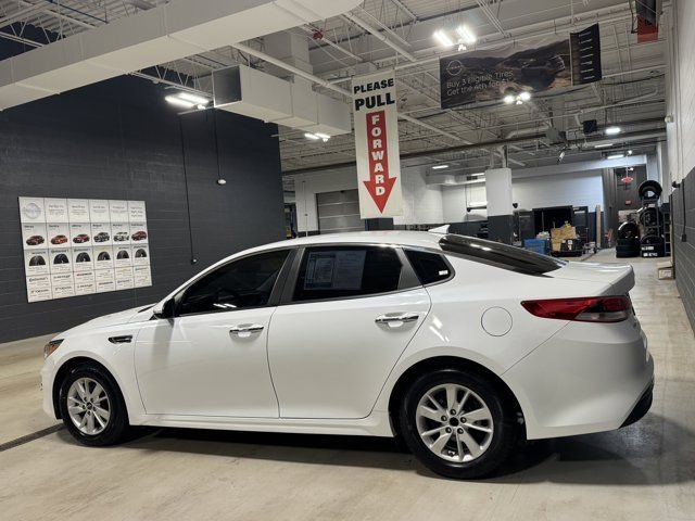 Used 2017 Kia Optima LX image 22