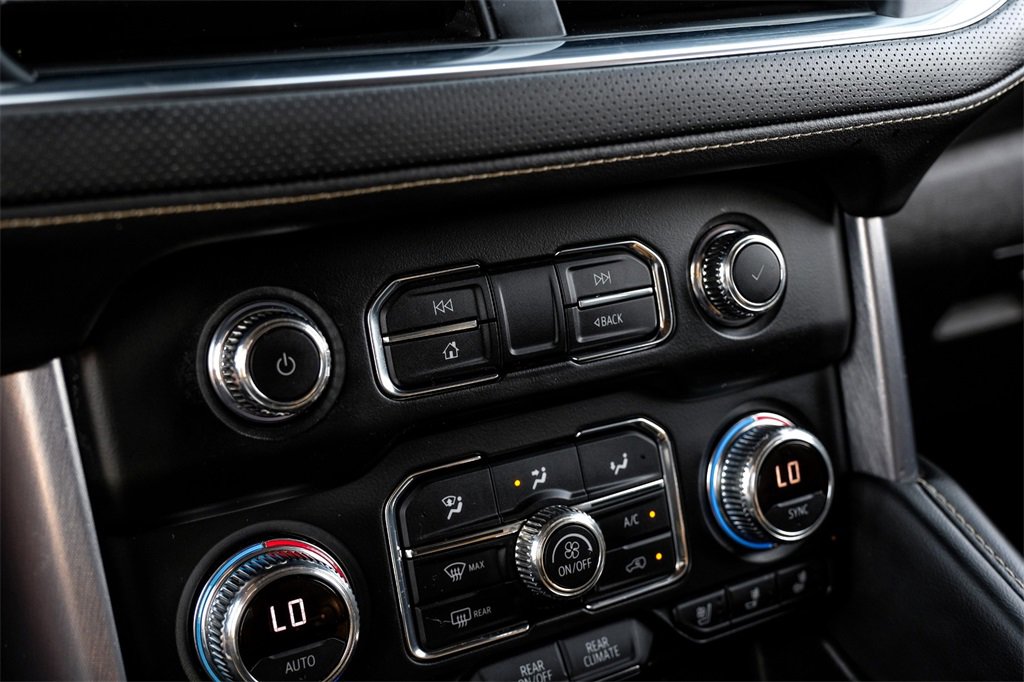 Used 2021 GMC Yukon XL SLT image 23