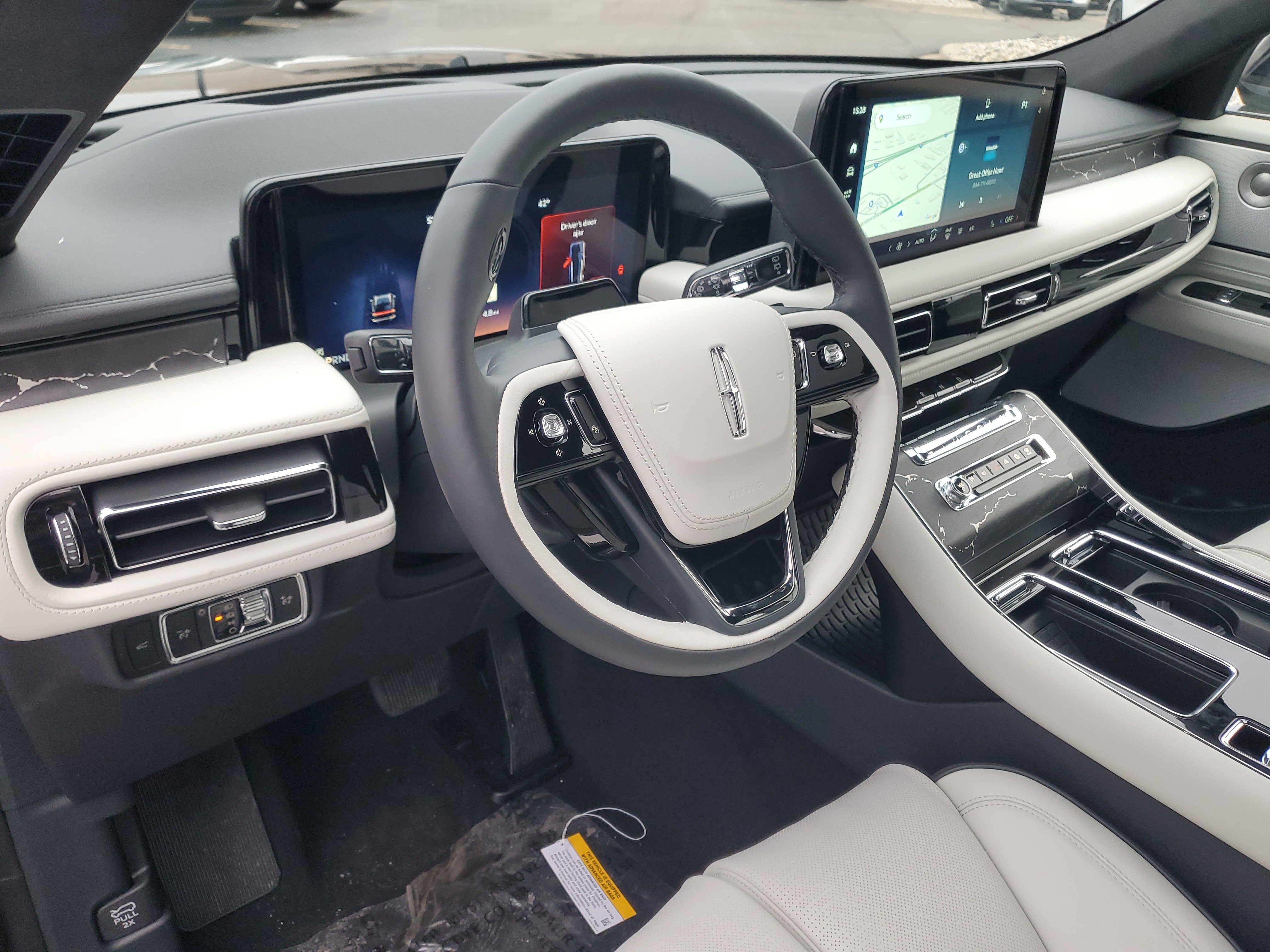 New 2026 Lincoln Aviator Black Label w/ Dynamic Handling Package image 13